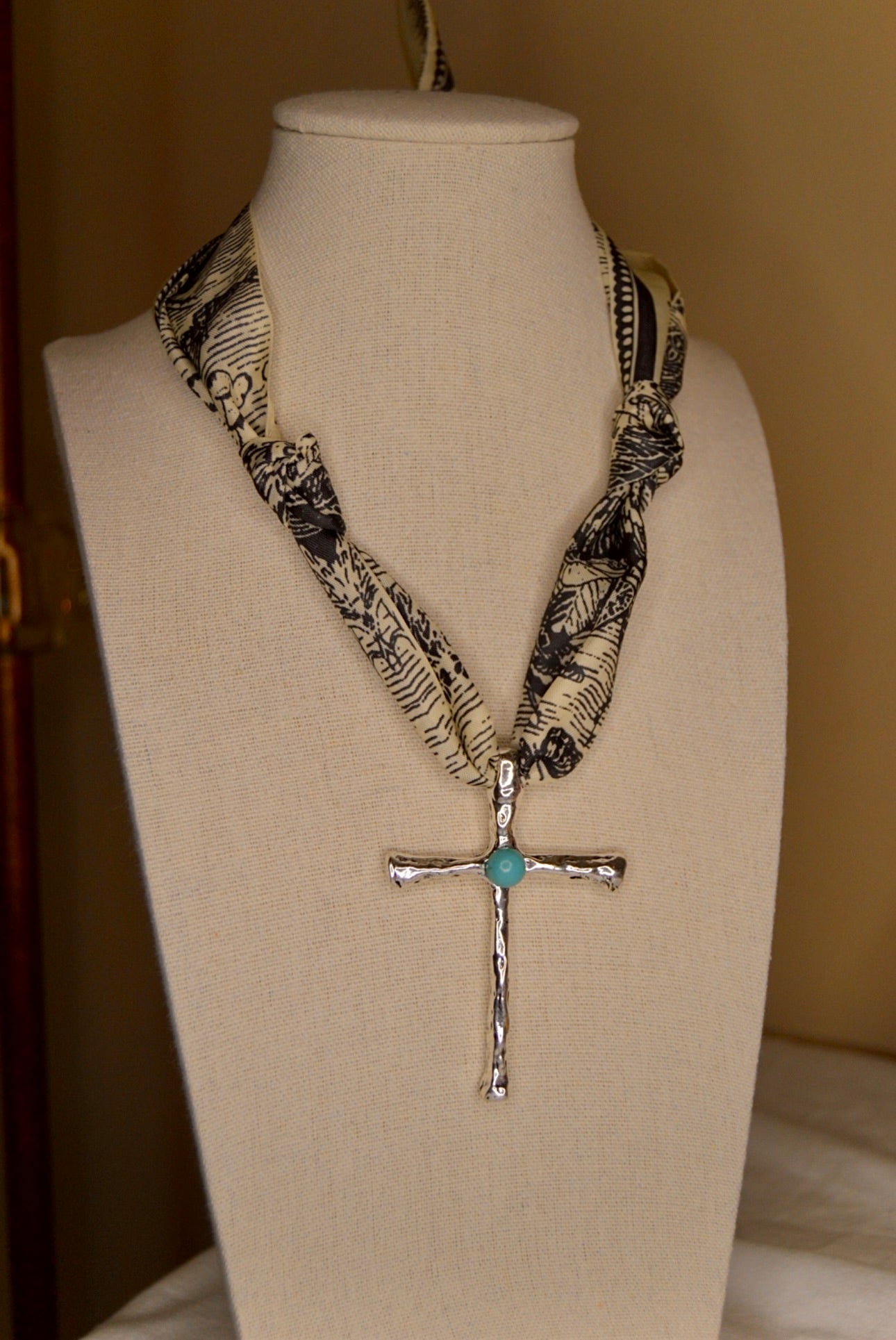 Sable Scarf Necklace